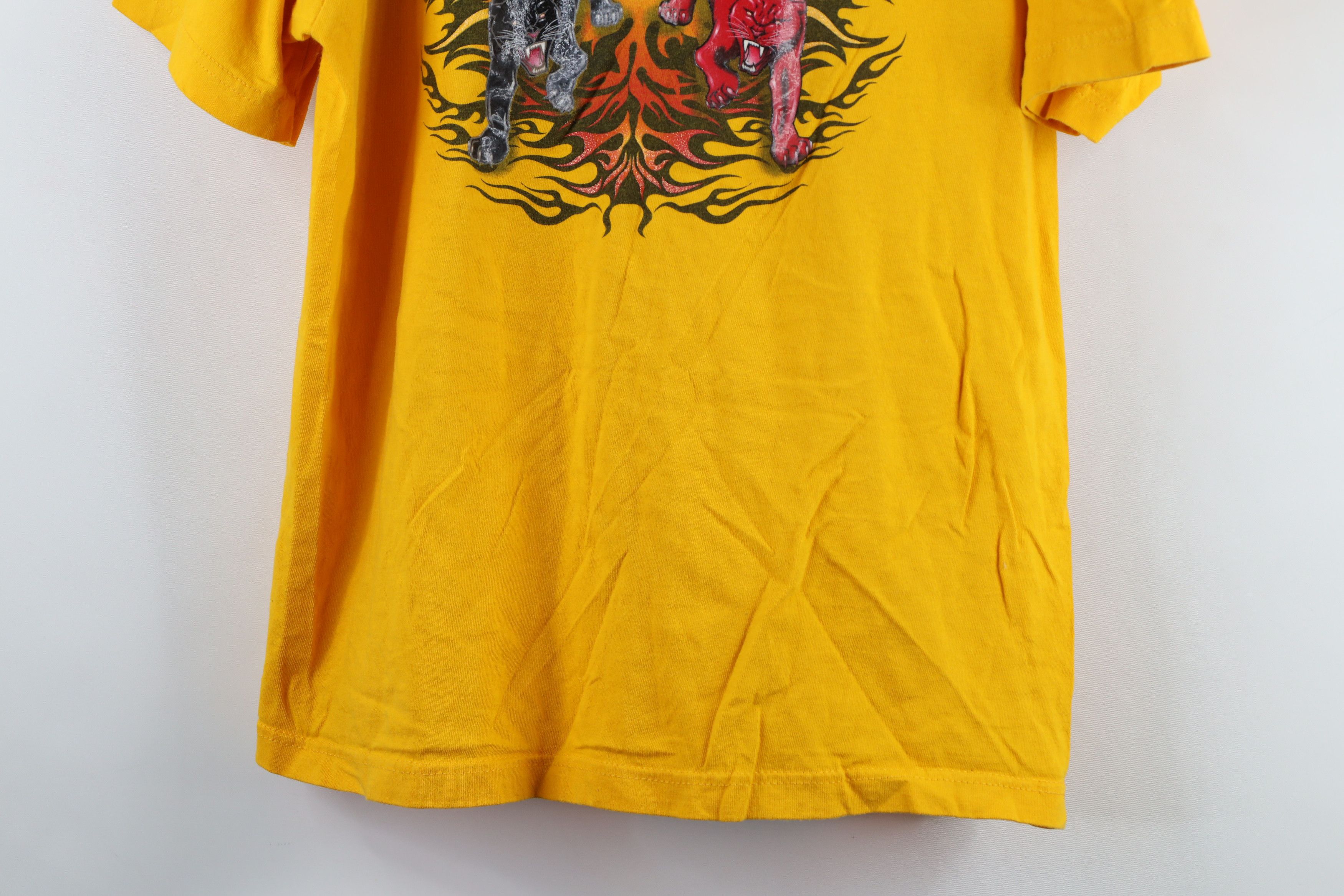 Vintage Vintage 90s Streetwear Panther Fire Flames T-Shirt Yellow Size US S / EU 44-46 / 1 - 3 Thumbnail
