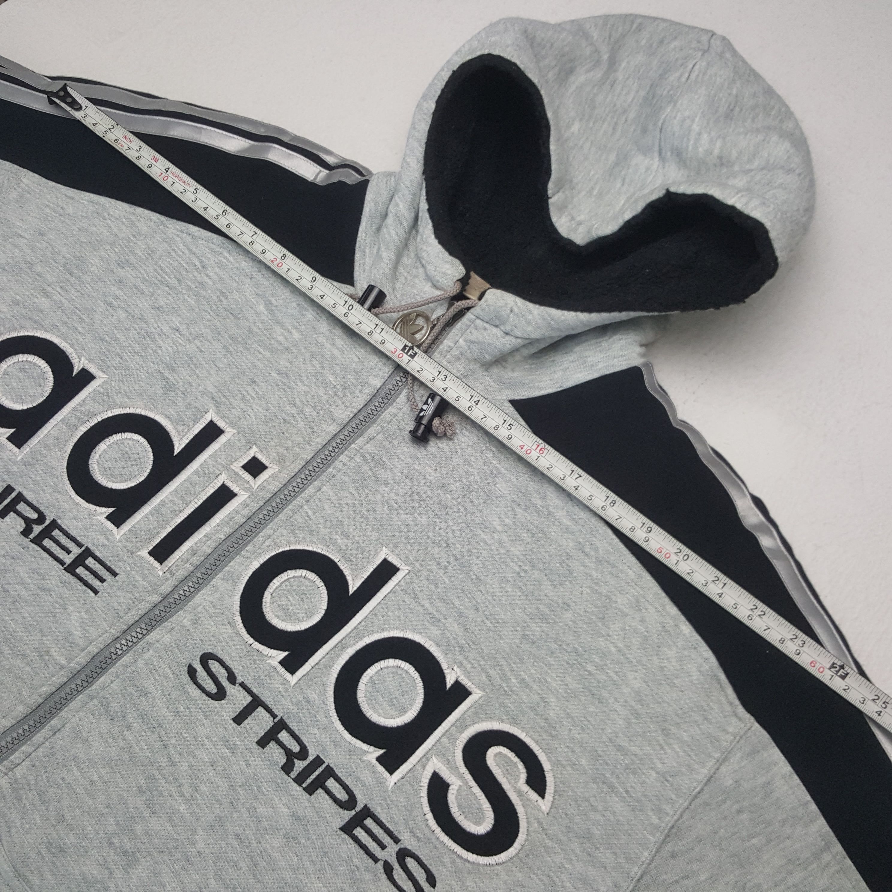 Adidas × Vintage Vintage Adidas Stripes Embroidery Logo Zipper Hoodies Jacket Size US L / EU 52-54 / 3 - 6 Thumbnail