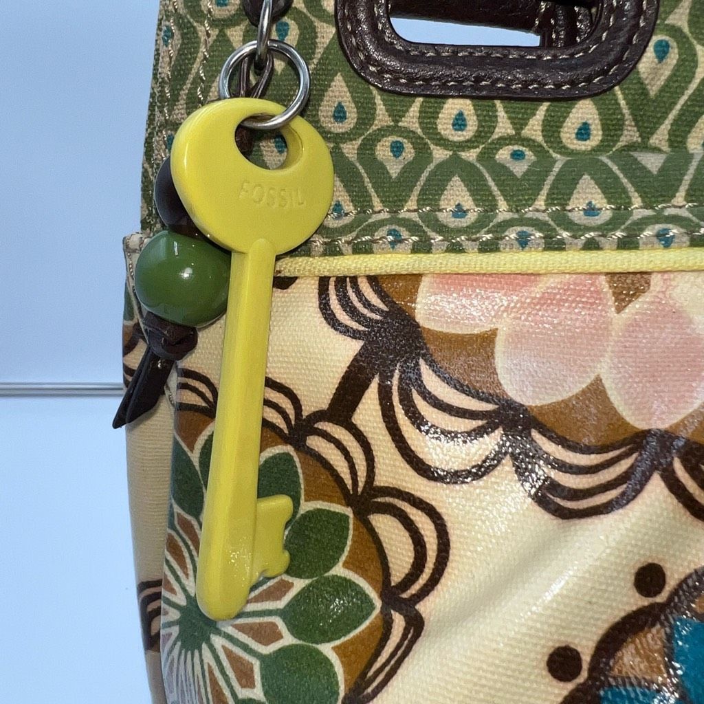 Fossil Fossil Keyper Coated Canvas Floral Print With Key and Ball tags Size ONE SIZE - 3 Thumbnail