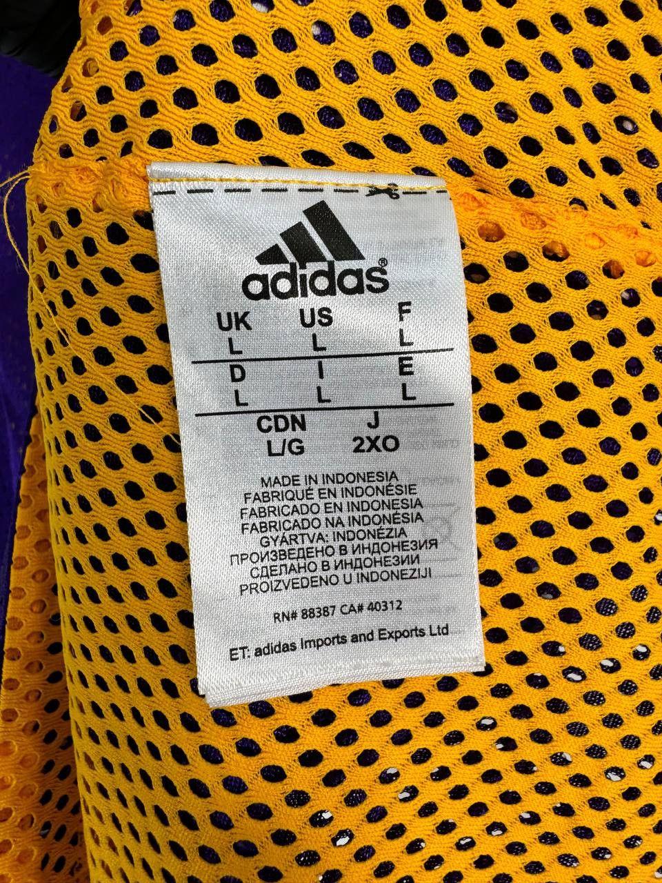 Adidas × NBA Vintage nba basketball Adidas Lakers T-shirt g78341 Size US L / EU 52-54 / 3 - 2 Thumbnail