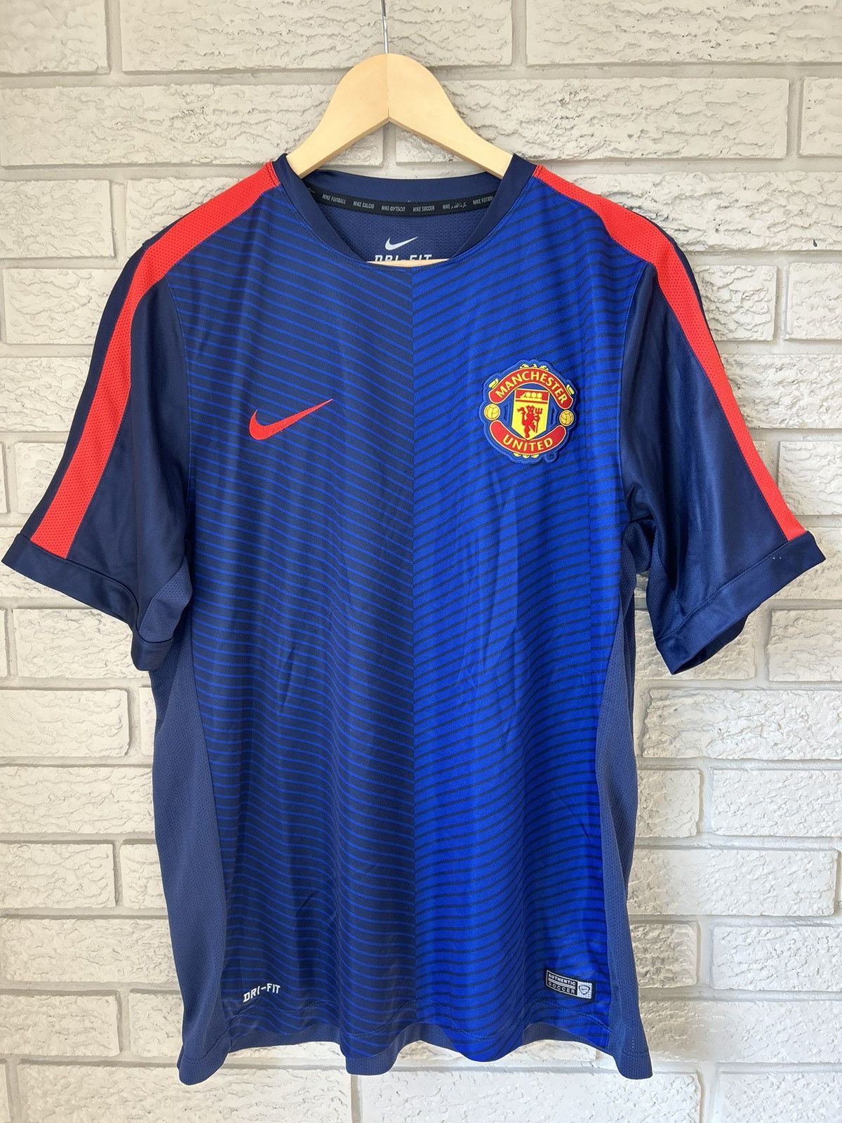 Nike Nike Manchester United Training Soccer Jersey Size US XL / EU 56 / 4 - 1 Thumbnail
