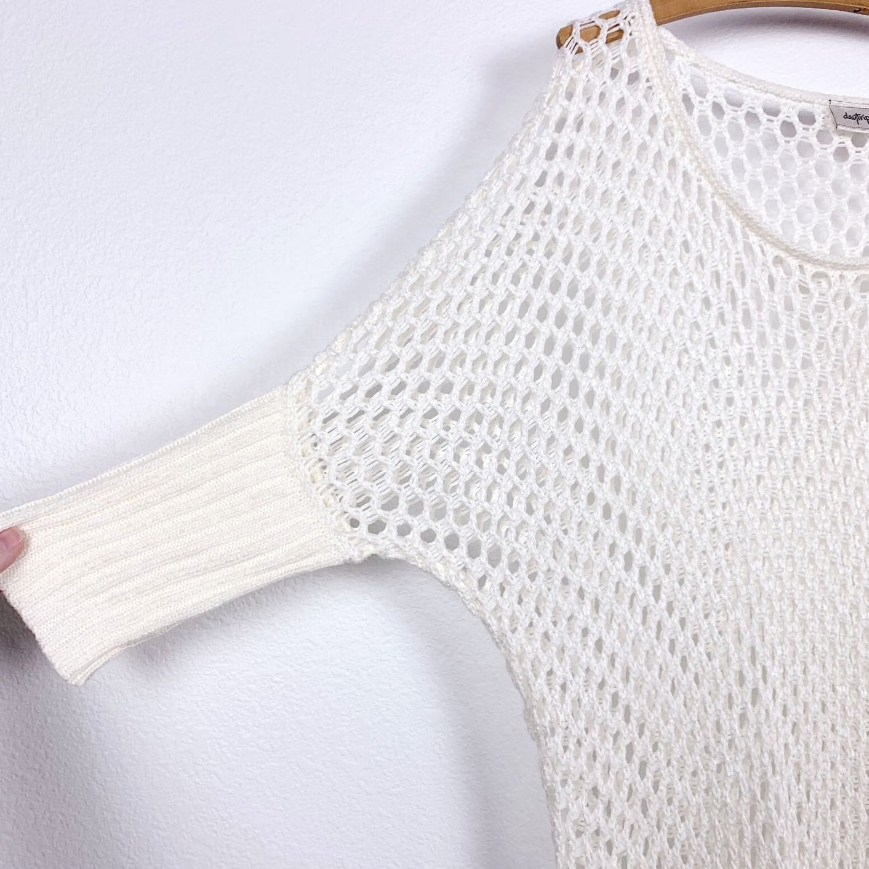 Vintage Daytrip Open Weave Ivory White Crochet Sweater Tunic Swim Cover Medium 817-MS106 Size M / US 6-8 / IT 42-44 - 2 Thumbnail