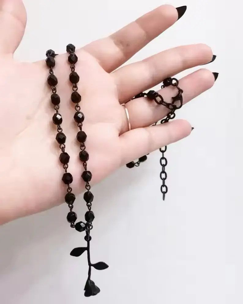 Jewelry Black Rose Necklace Beaded Rosary Chain Size ONE SIZE - 3 Thumbnail
