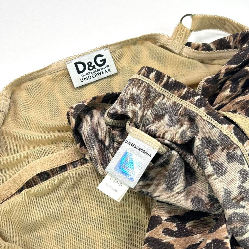 Dolce & Gabbana y2k D&G brown leopard print cami with gold shimmer Size S / US 4 / IT 40 - 5 Thumbnail