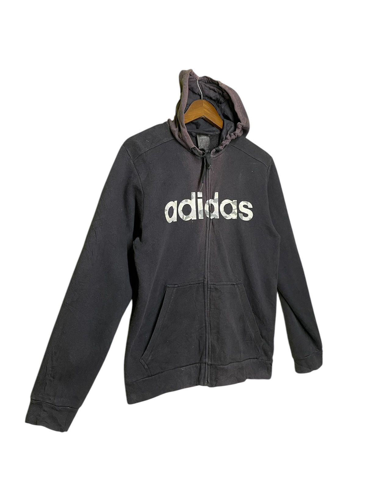 Adidas Adidas hoodie big logo printed sweatshirt Size US S / EU 44-46 / 1 - 3 Thumbnail
