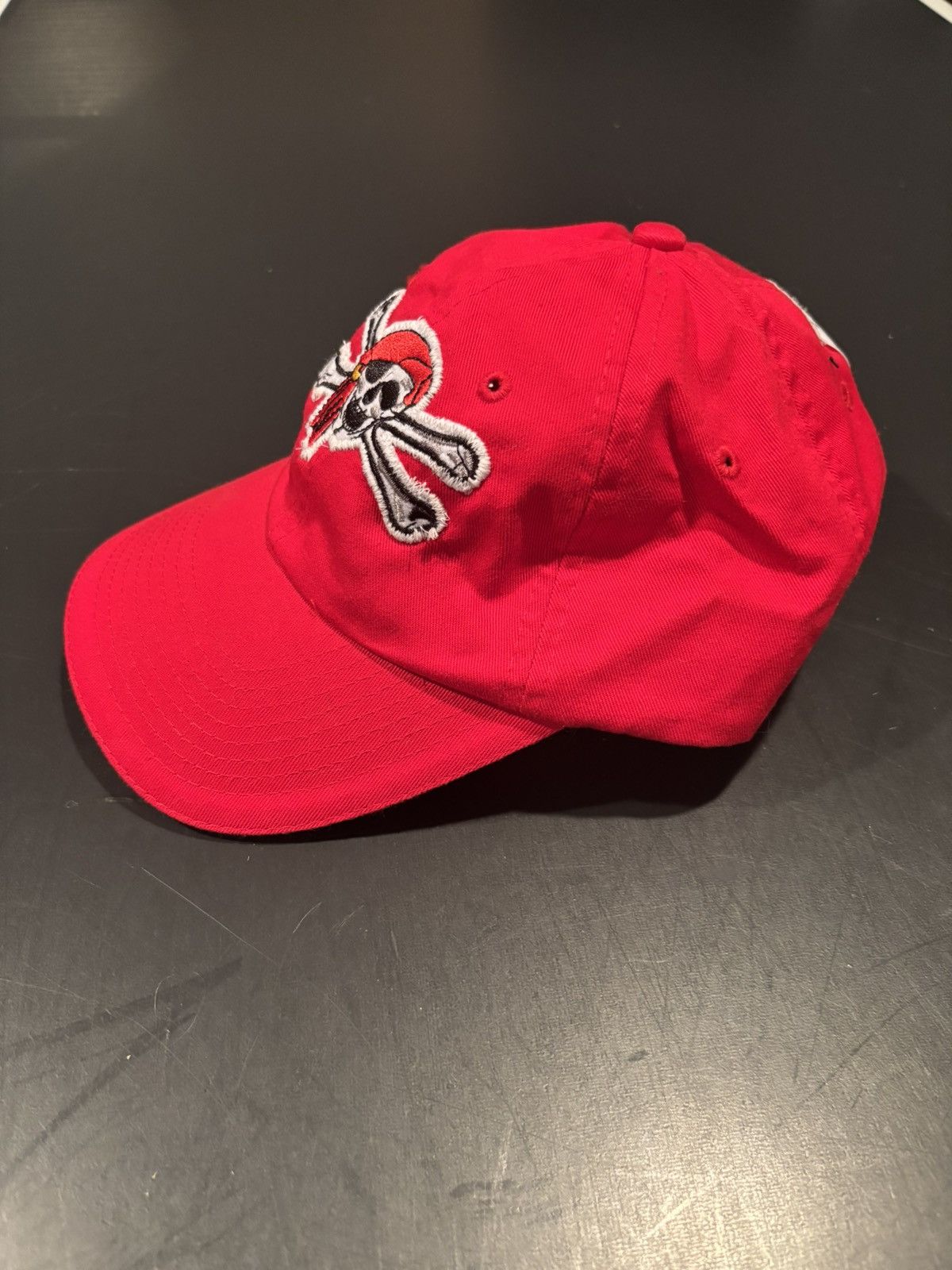 Other Red Custom Embroidered Skull Patch Red Baseball Hat Size ONE SIZE - 2 Thumbnail