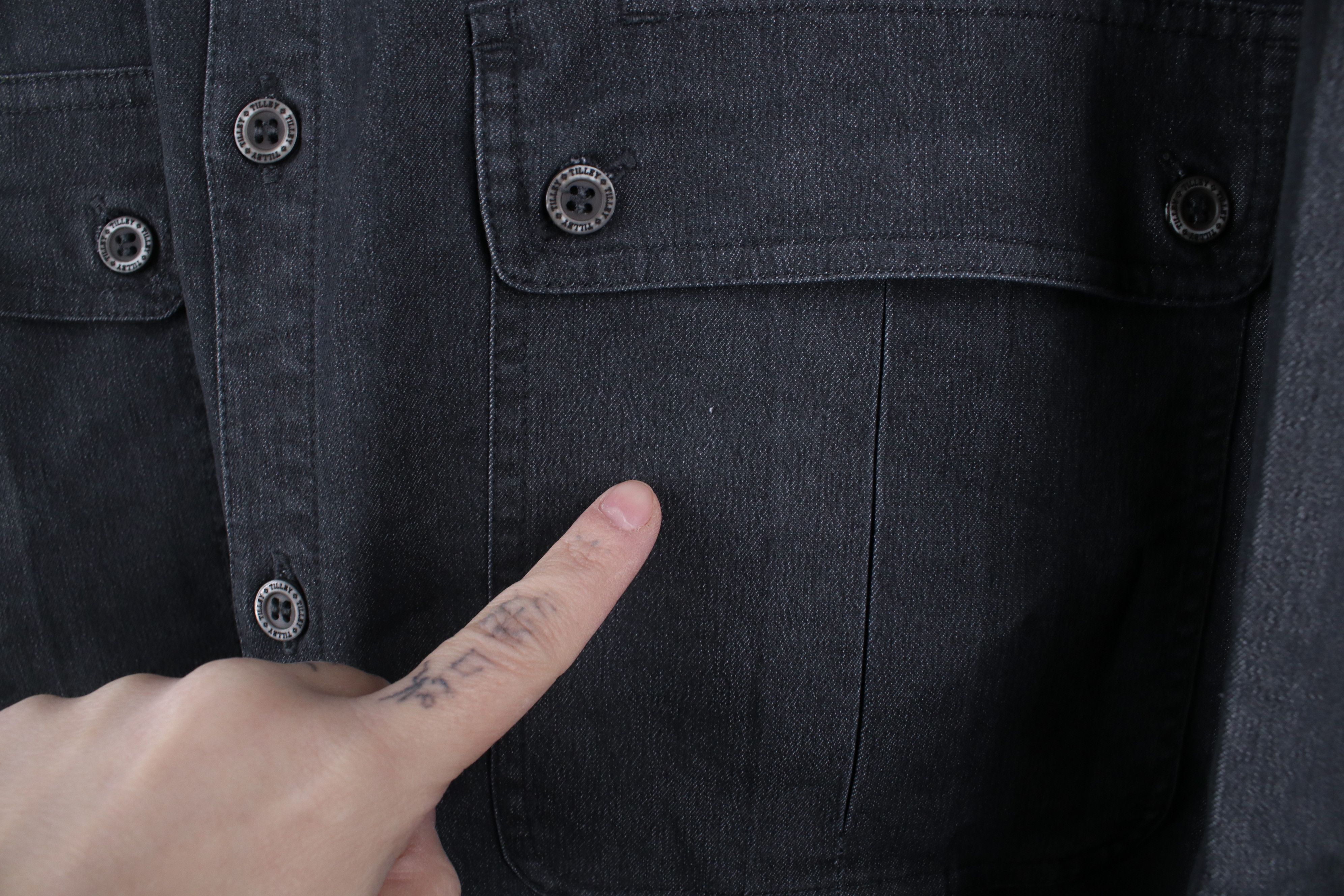 Tilley × Vintage Vintage Tilley Endurables Stretch Safari Denim Button Shirt Size US L / EU 52-54 / 3 - 6 Thumbnail