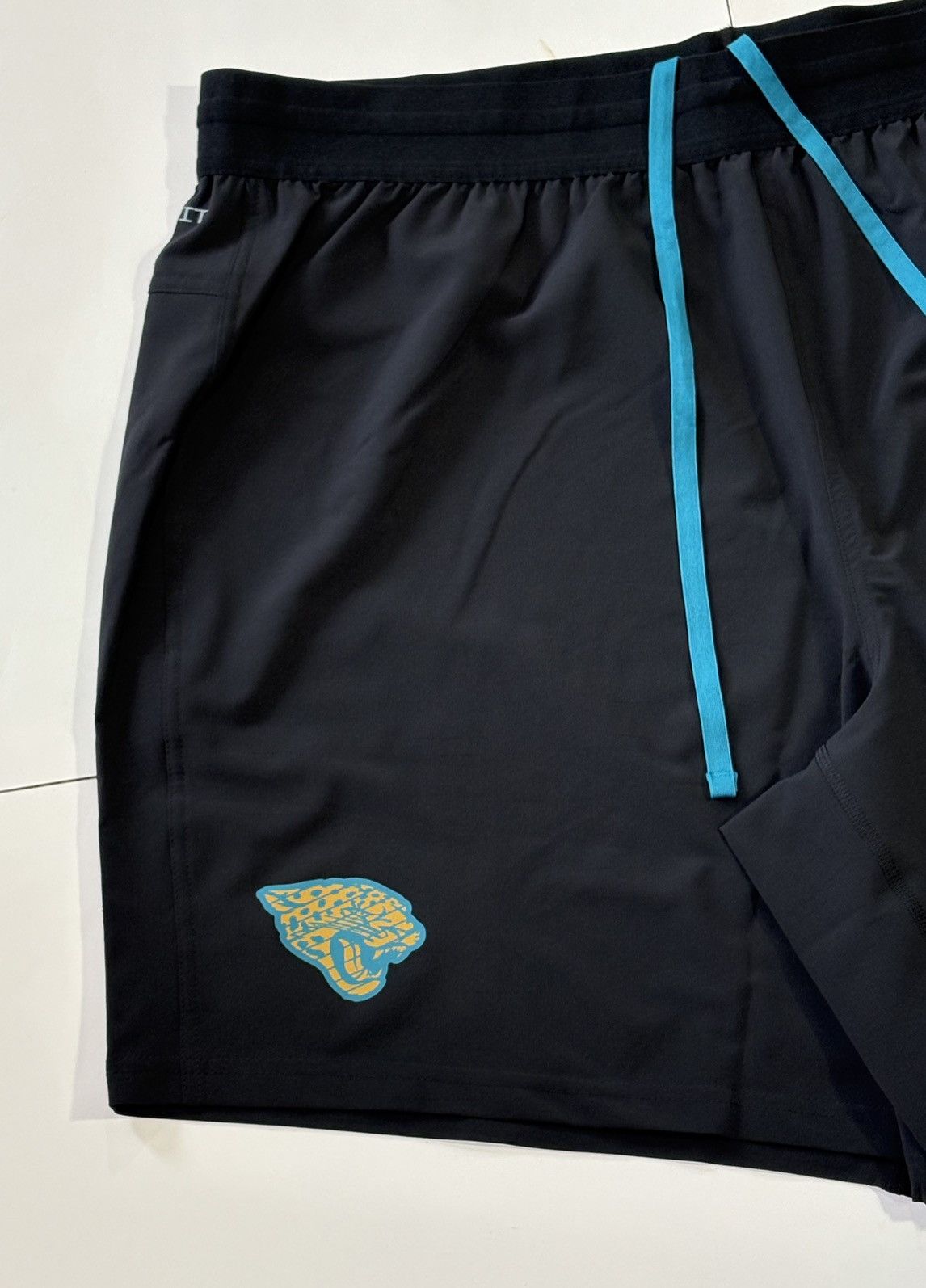 Nike Nike Flex Rep Dri-Fit NFL Jacksonville Jaguars Shorts XXL Size US 44 / EU 60 - 4 Thumbnail