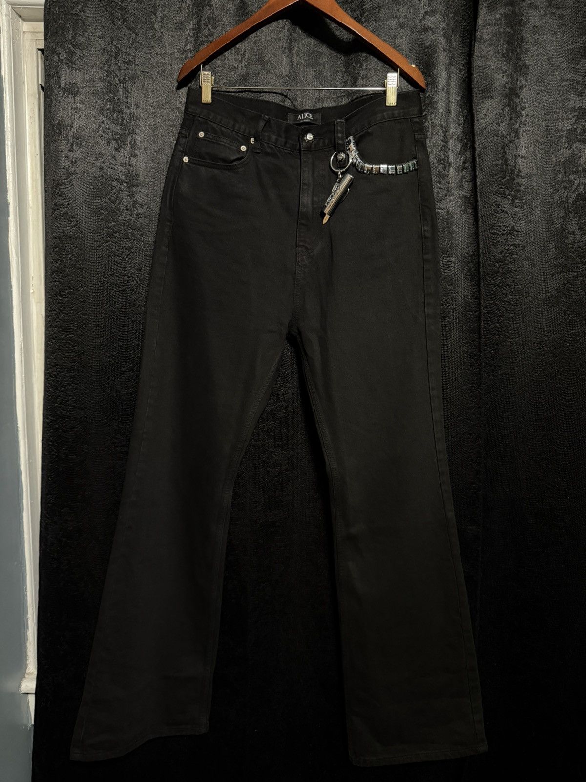 Alice Hollywood Palladium Jeans Jet Black Size US 33 - 1 Thumbnail