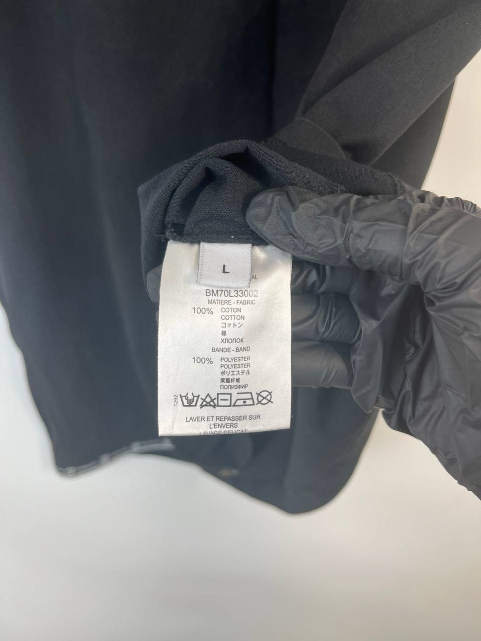 Givenchy Givenchy Paris Black Logo Tape T-Shirt Luxury Size L Size US L / EU 52-54 / 3 - 5 Thumbnail