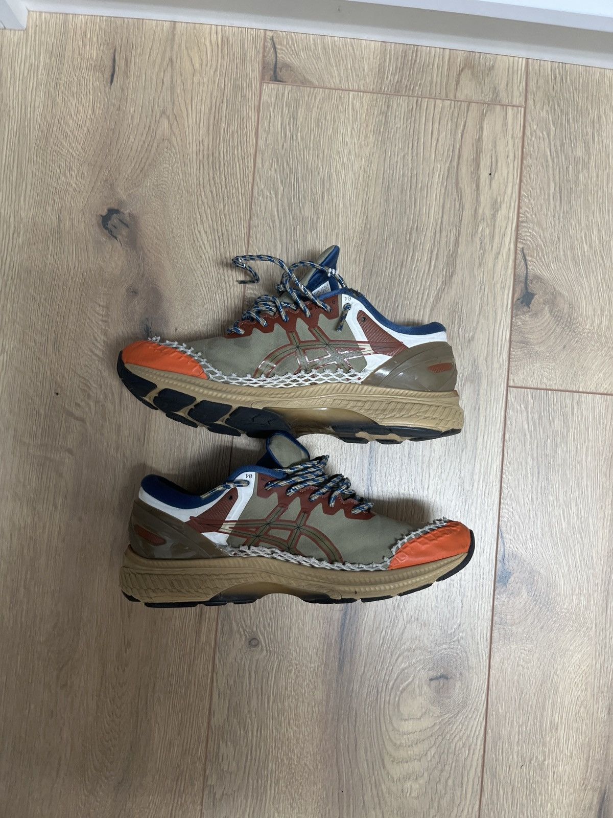 Asics × Vivienne Westwood Asics Gel-Kayano 27 Vivienne Westwood Size US 7 / EU 40 - 2 Thumbnail