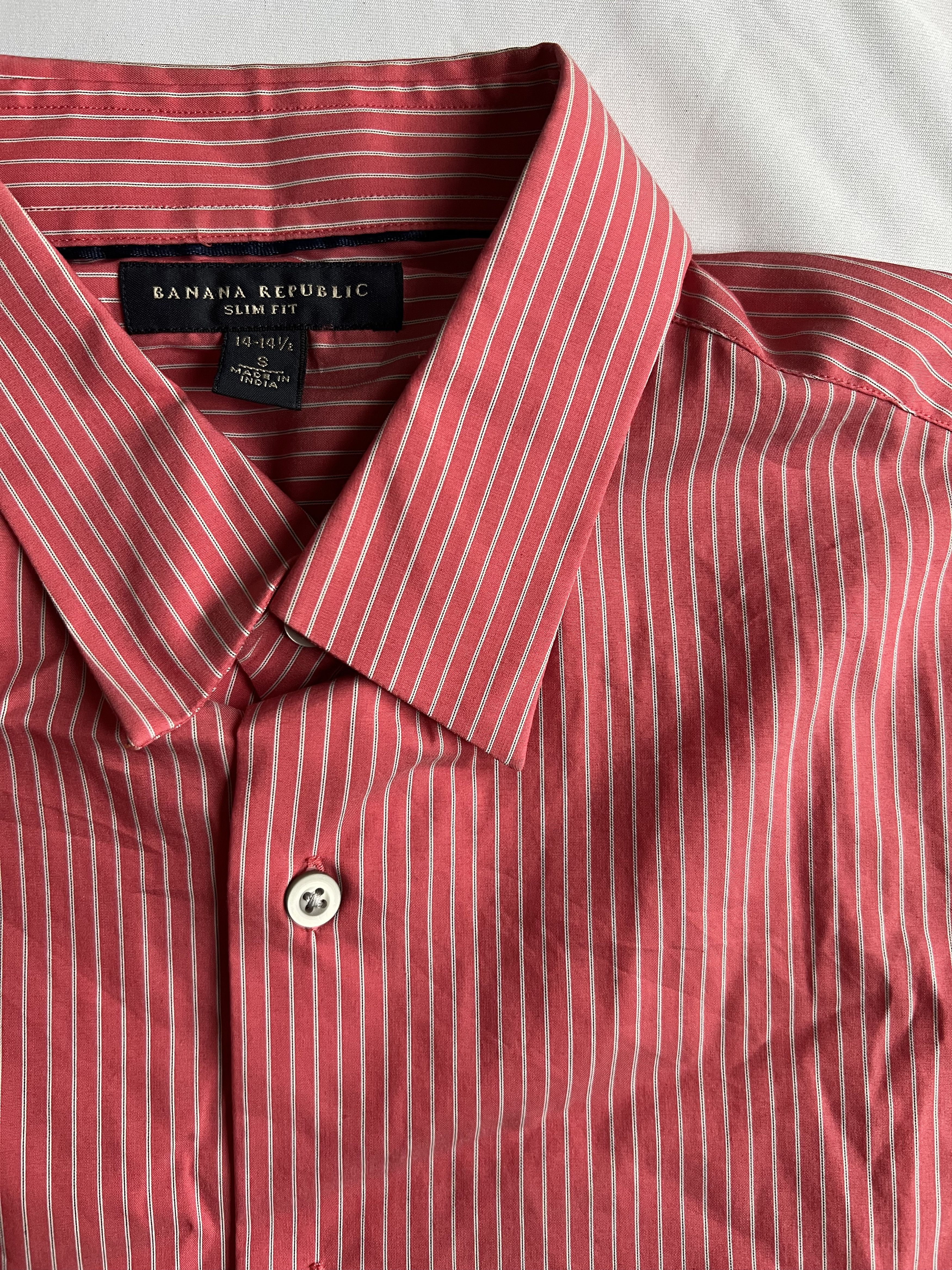 Banana Republic Banana Republic button up shirt slim fit small $89.50 Size US S / EU 44-46 / 1 - 2 Thumbnail