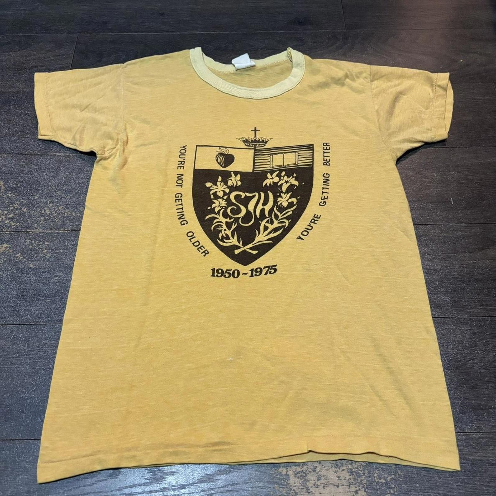 Fruit Of The Loom Vintage not getting older you’re getting better t shirt 1975 Size US S / EU 44-46 / 1 - 2 Thumbnail