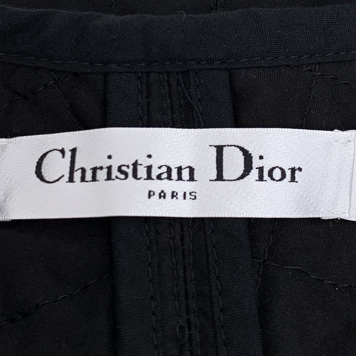 Dior Dior Black Quilted Bee Embroidered Silk Shorts K26WX Size 26" / US 2 / IT 38 - 5 Thumbnail