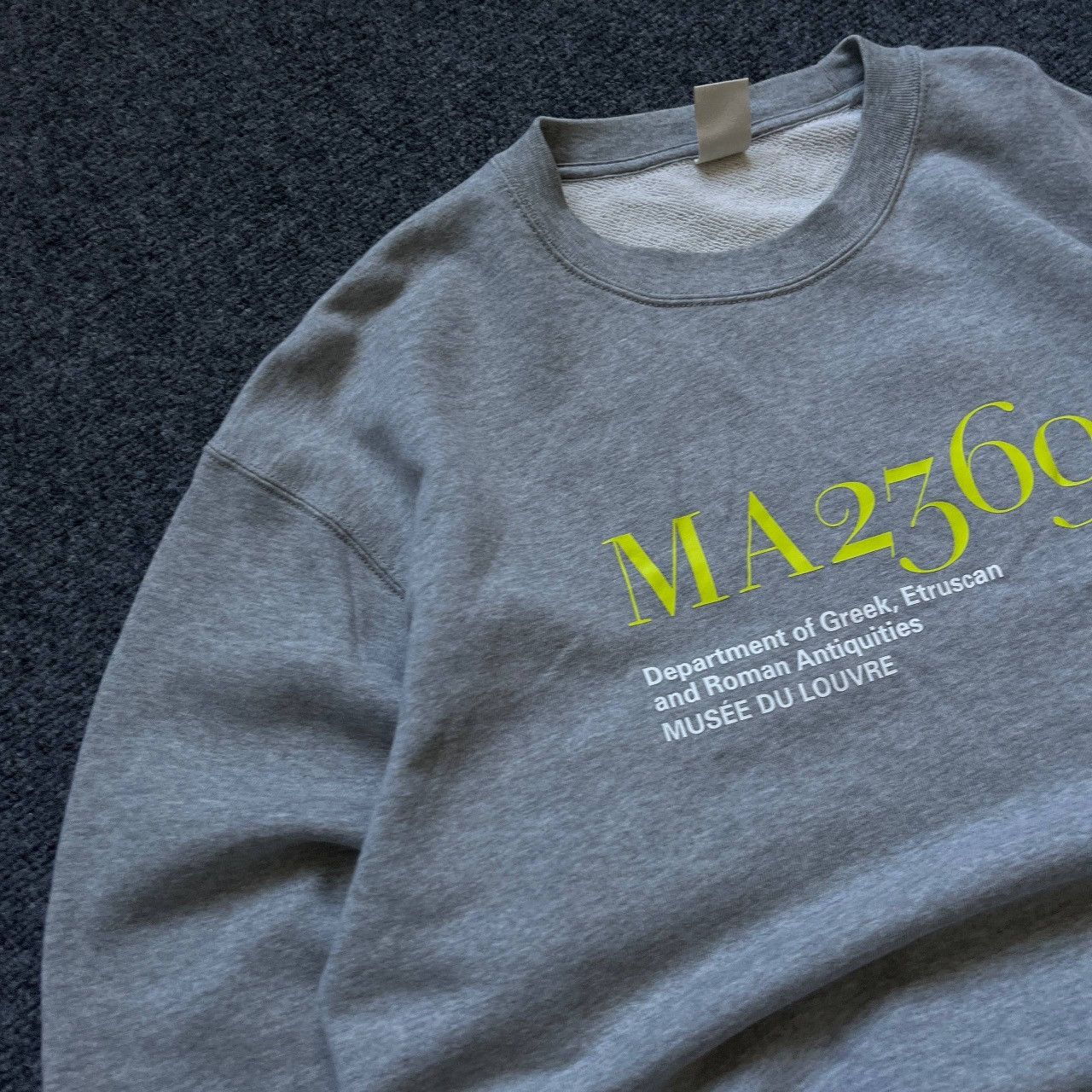 Uniqlo VTG Mans Peter Saville & Louvre Museum Uniqlo Sweatshirts Size US M / EU 48-50 / 2 - 8 Thumbnail
