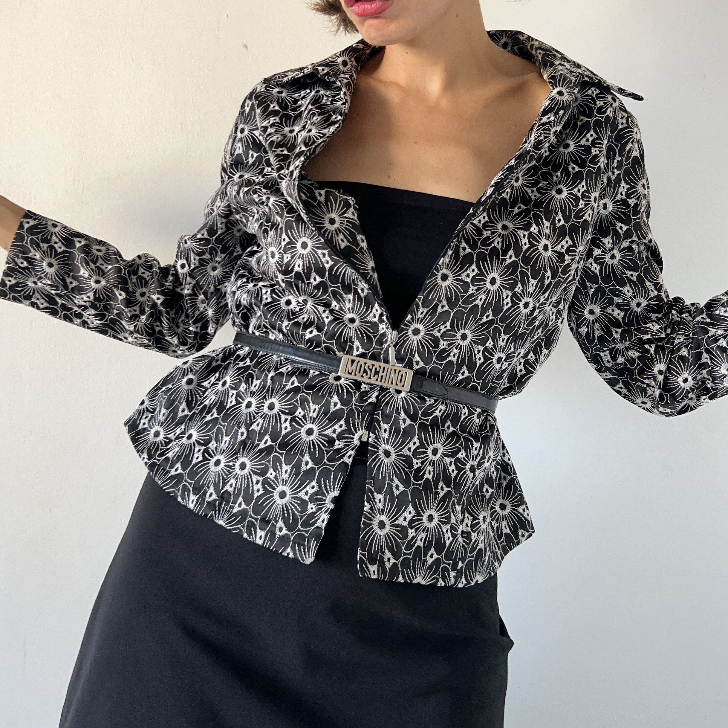 Vintage Vintage y2k embroidered flower zipper jacket Size M / US 6-8 / IT 42-44 - 4 Thumbnail