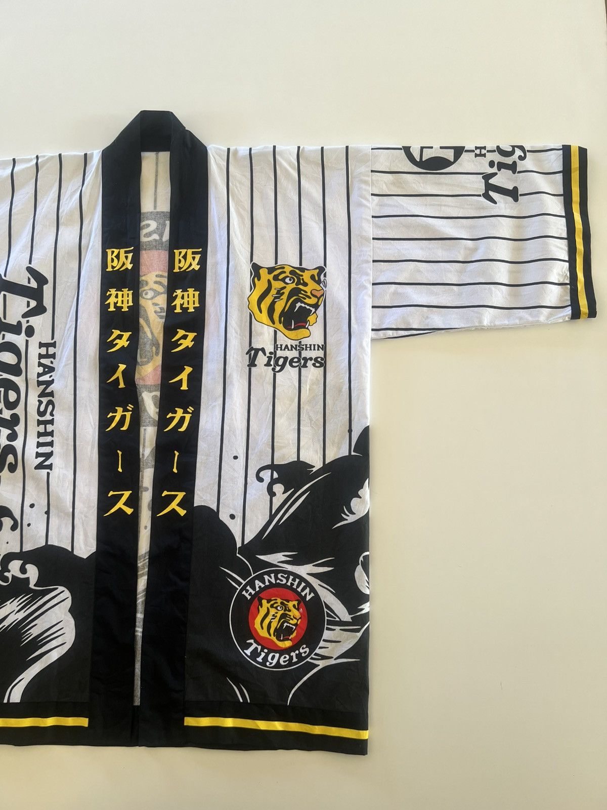 MLB Hanshin Tigers MLB Kimono Size US XL / EU 56 / 4 - 4 Thumbnail
