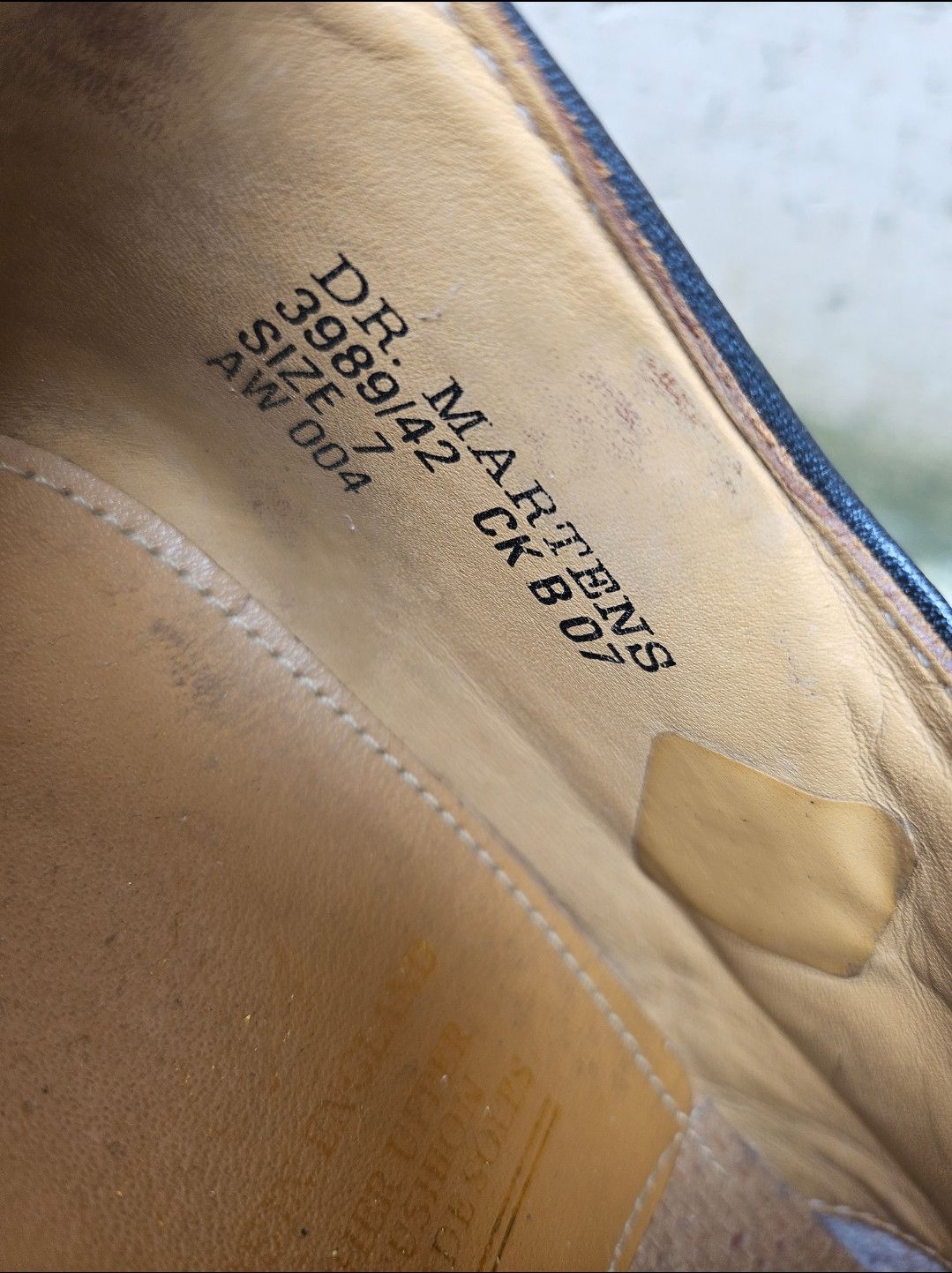 Dr. Martens Rare!! Dr. Martens Vintage Brogue 3989 MIE Size US 8 / EU 41 - 6 Thumbnail