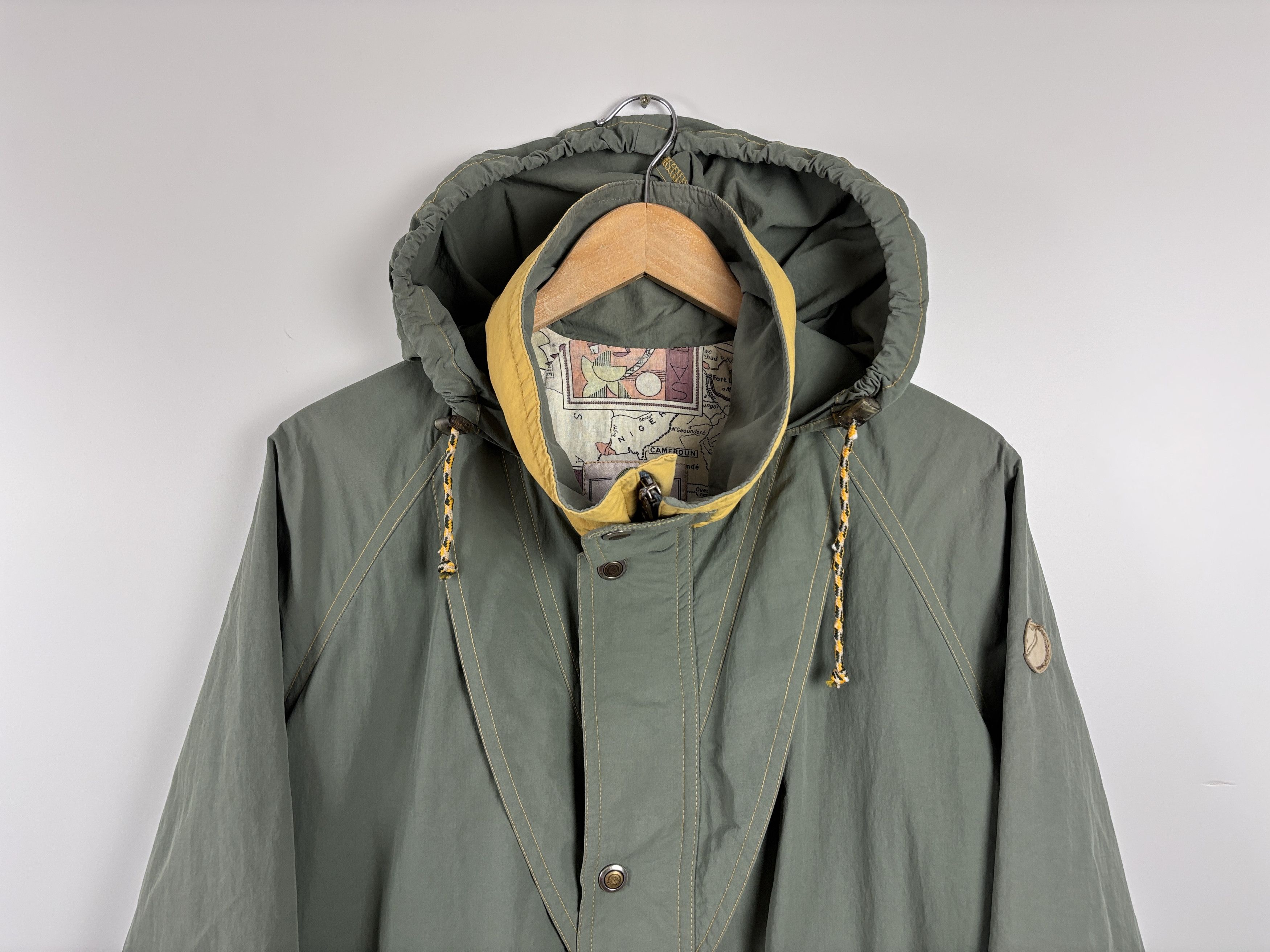 Fjallraven × Vintage Vintage 80s Fjallraven Zip Hooded Jacket Khaki Yellow Size L Size US L / EU 52-54 / 3 - 2 Thumbnail