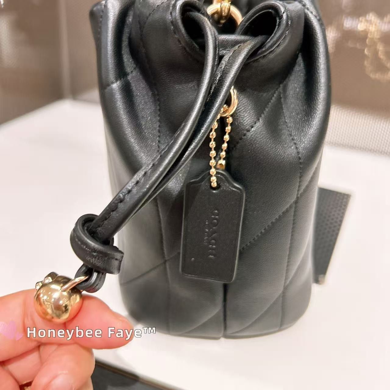 Coach Faye Mini Drawstring Bag With Quilting CDB69 Size ONE SIZE - 4 Thumbnail