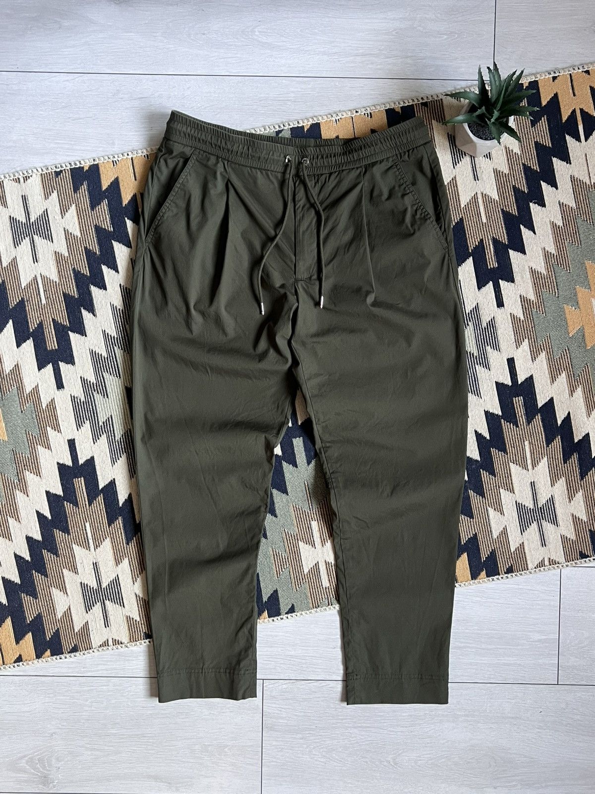 Moncler Moncler Sportivo Luxury Chino’s Olive Pants Size US 32 / EU 48 - 1 Thumbnail