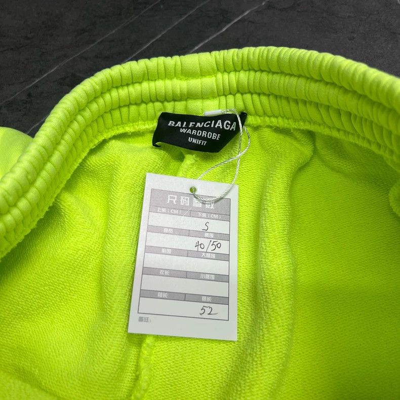 Balenciaga Balenciaga size S Fluorescent yellow double b embroidered Size US 26 / EU 42 - 4 Thumbnail