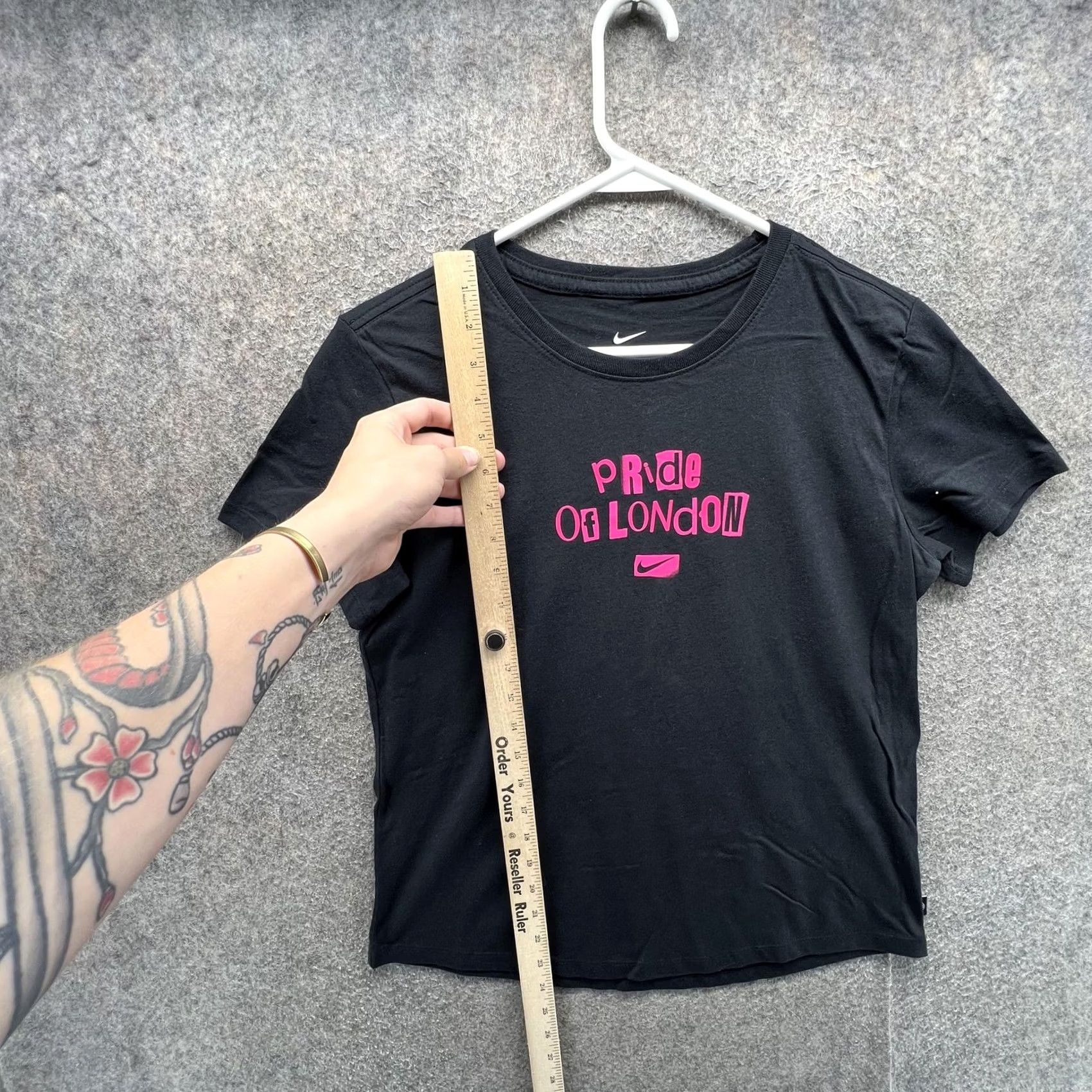 Nike Nike Shirt Women Small Black Pride Of London Graphic Cotton Tagless Crewneck Tee Size S / US 4 / IT 40 - 6 Thumbnail