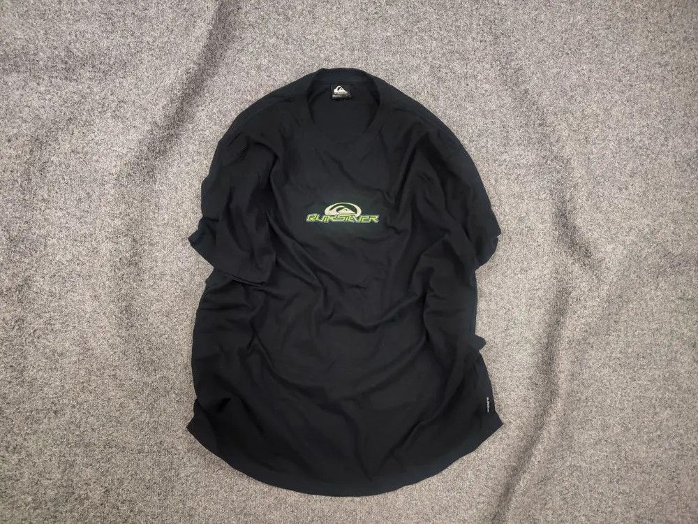 Quiksilver Quiksilver Black t-shirt logo Dragon japan back Vintage Tee Size US L / EU 52-54 / 3 - 1 Thumbnail