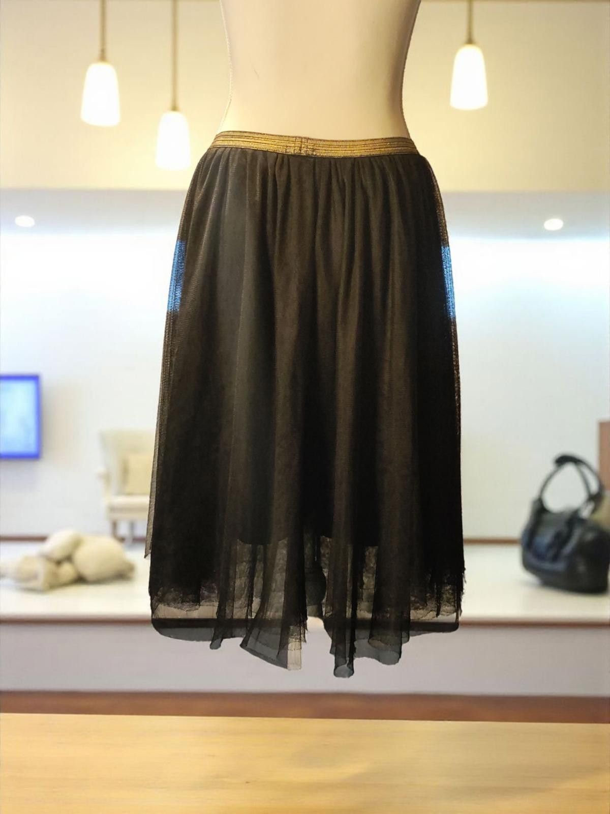 Other Exhilaration Black Midi Tulle Skirt with Gold Waistband Size 32" / US 10 / IT 46 - 6 Thumbnail