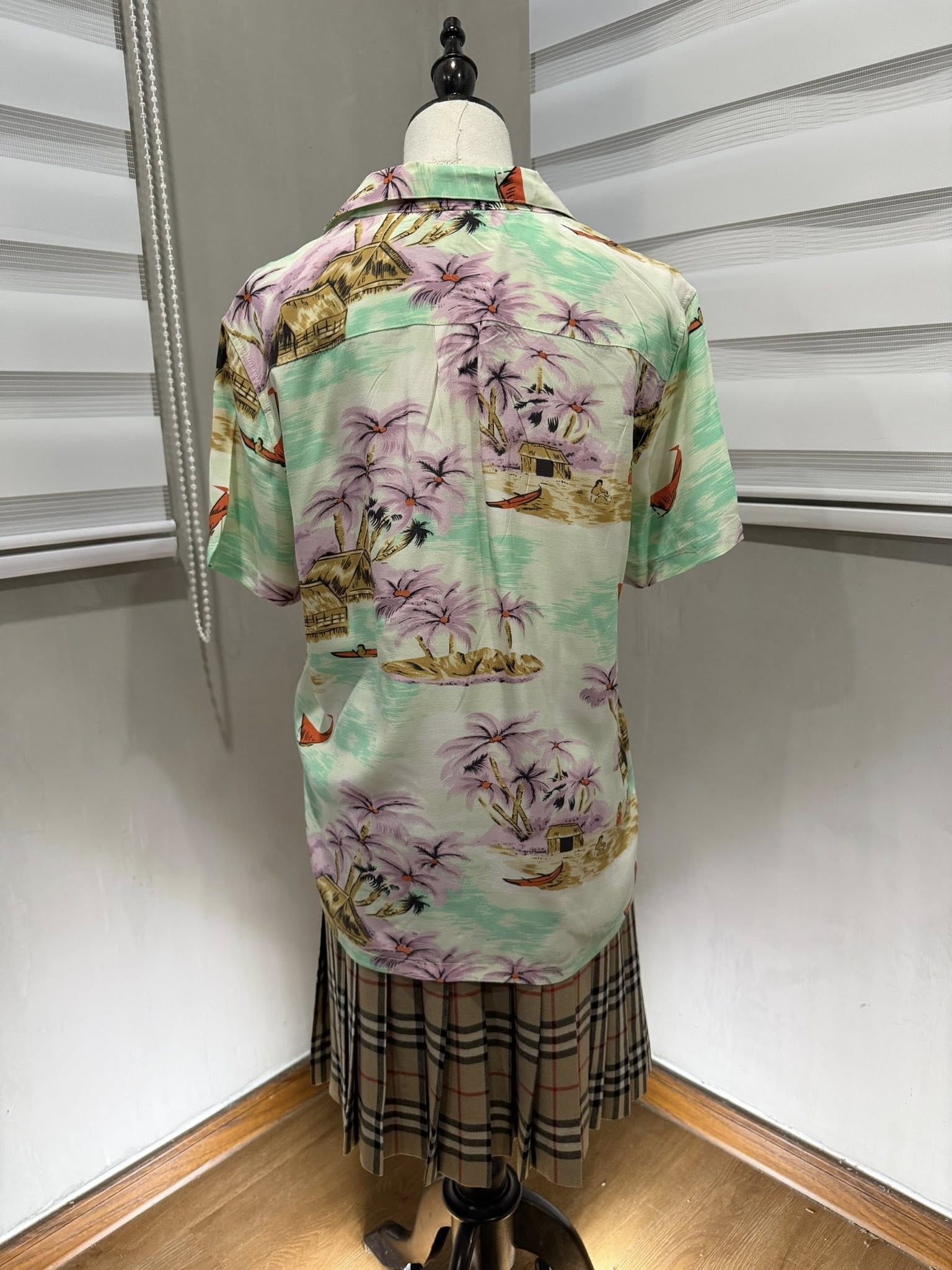 Levi's Levi’s full print Hawaiian shirt women RAYON S 2196 Size S / US 4 / IT 40 - 2 Thumbnail