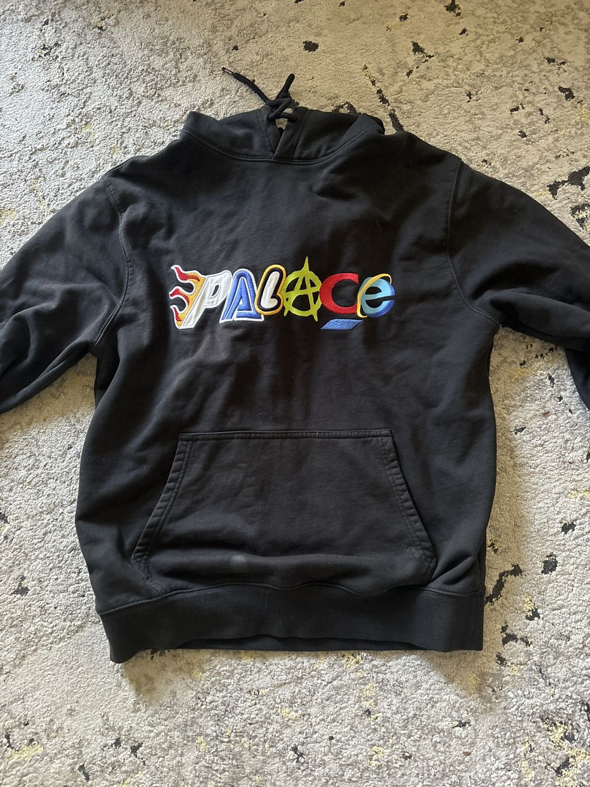 image of Palace Logo Hoodie in Black, Men's (Size Medium)