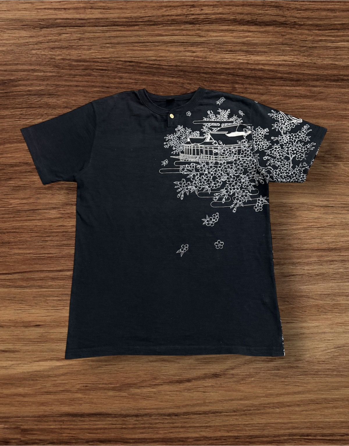 Japanese Brand Vintage Japanese Brand Sukajan Full Print Tee Size US L / EU 52-54 / 3 - 2 Thumbnail