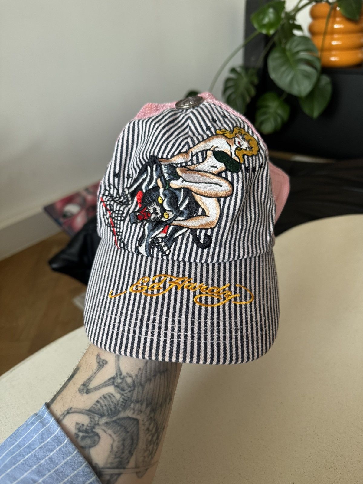 Ed Hardy Ed Hardy By Christian Audigier Y2k Vintage Drip Pink Hat Cap Size ONE SIZE - 1 Thumbnail