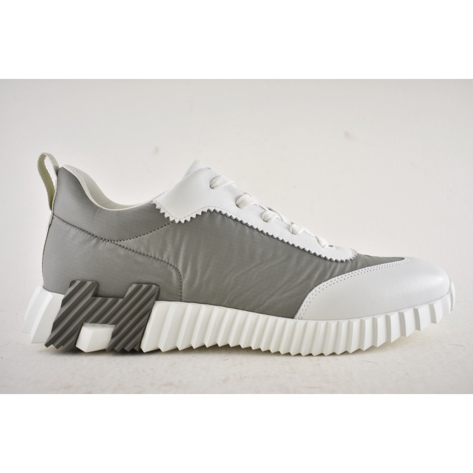 Hermes Mens Bouncing Sneaker Etoupe Blanc White Grey H Logo Lace Up Size US 11 / EU 44 - 2 Thumbnail
