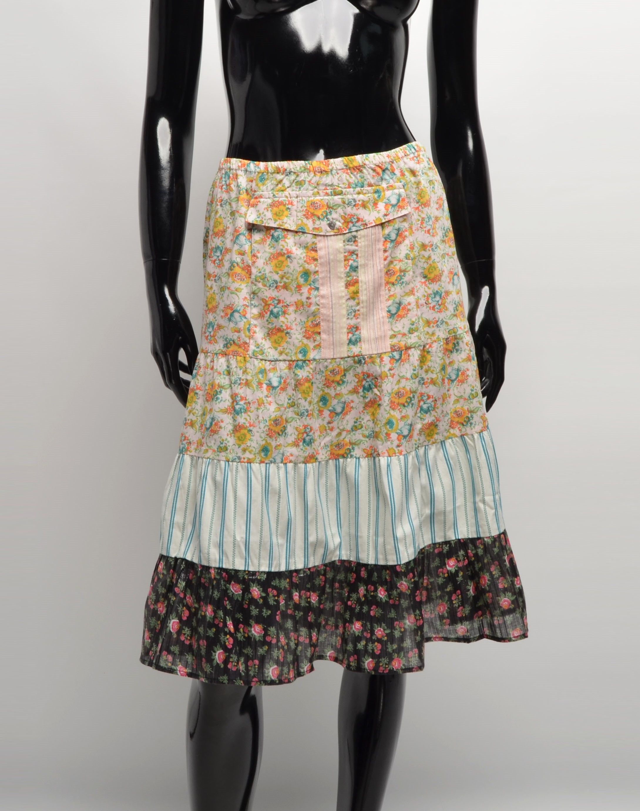 Custo Barcelona Custo Barcelona Vintage Y2K Boho Floral Flared Skirt Size 26" / US 2 / IT 38 - 1 Thumbnail