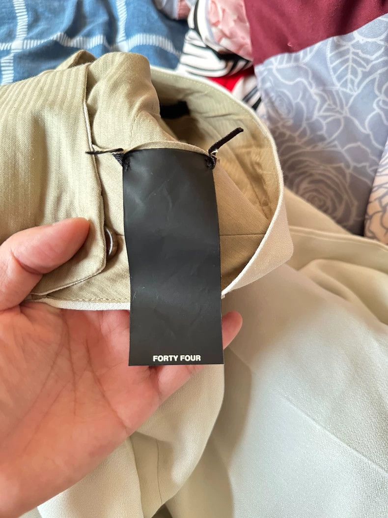 Fear of God Fear of God Milky white slacks Size US 28 / EU 44 - 7 Thumbnail