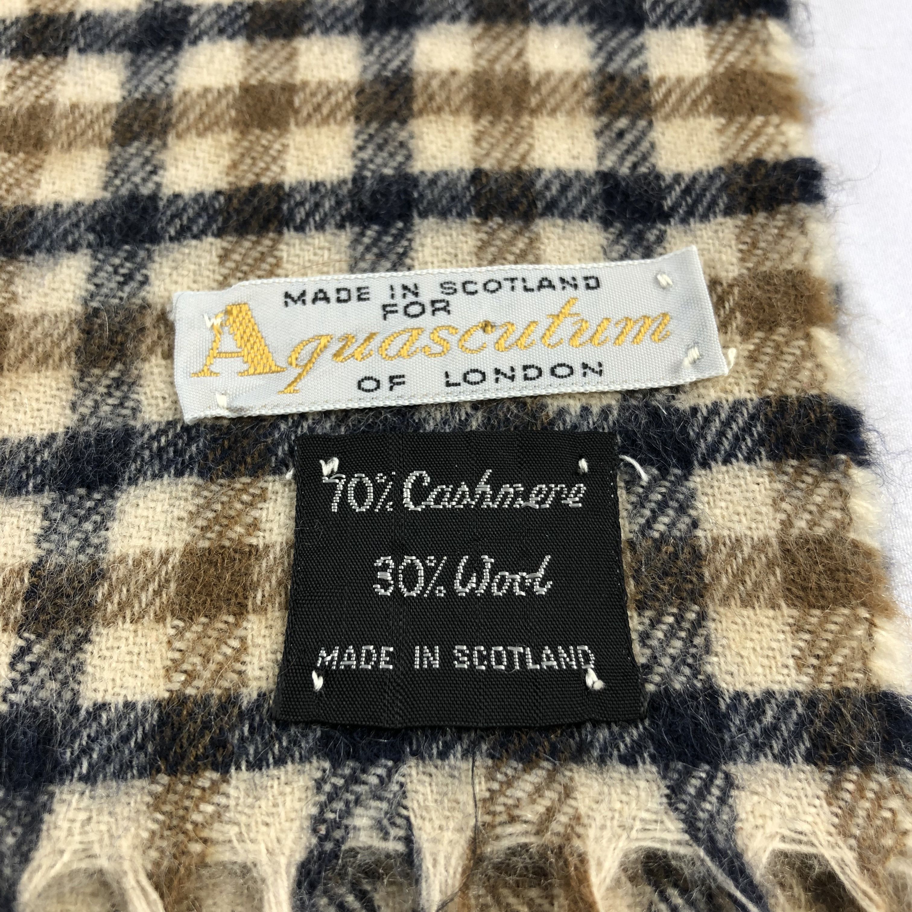 Aquascutum Aquascutum Iconic Gingham Wool Scarf Muffler V1037 Size ONE SIZE - 4 Thumbnail