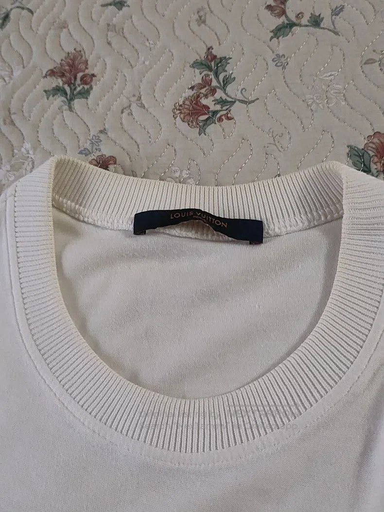 Louis Vuitton Louis Vuitton short sleeves Size US S / EU 44-46 / 1 - 6 Thumbnail