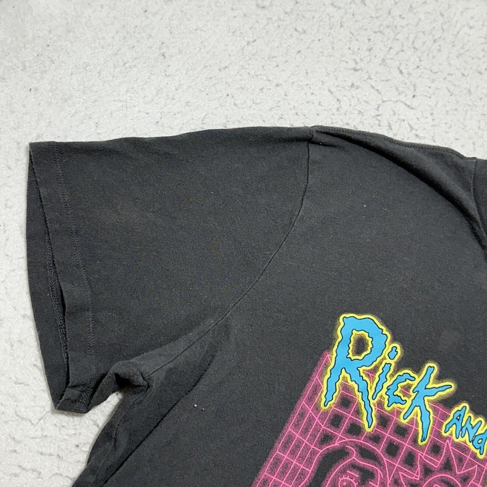Old Navy Old Navy Rick And Morty XL Black Crewneck Graphic T Shirt Size US XL / EU 56 / 4 - 6 Thumbnail