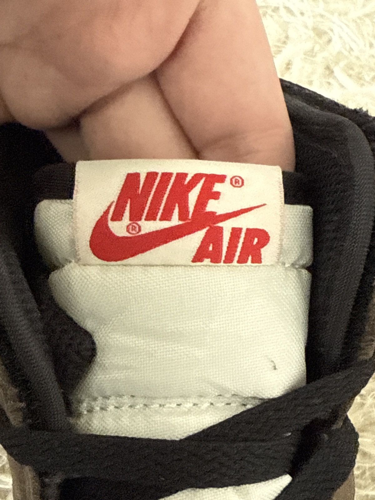 Nike × Travis Scott Air Jordan 1 High x Travis Scott Mocha OG | UK 8 | Size US 8 / EU 41 - 10 Thumbnail