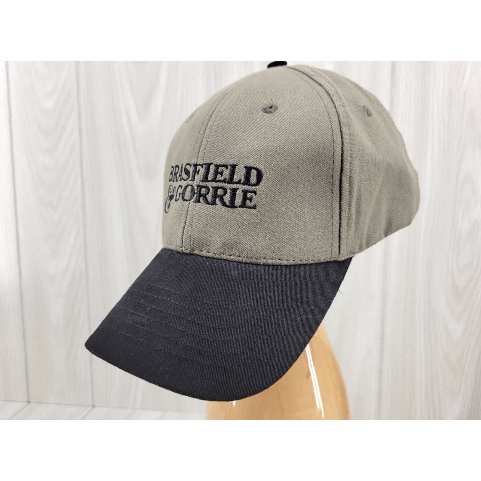 Brandblack Brasfield & Gorrie Gray and Black Adjustable Baseball Cap L/XL Men Logo Canvas Hat Size ONE SIZE - 3 Thumbnail