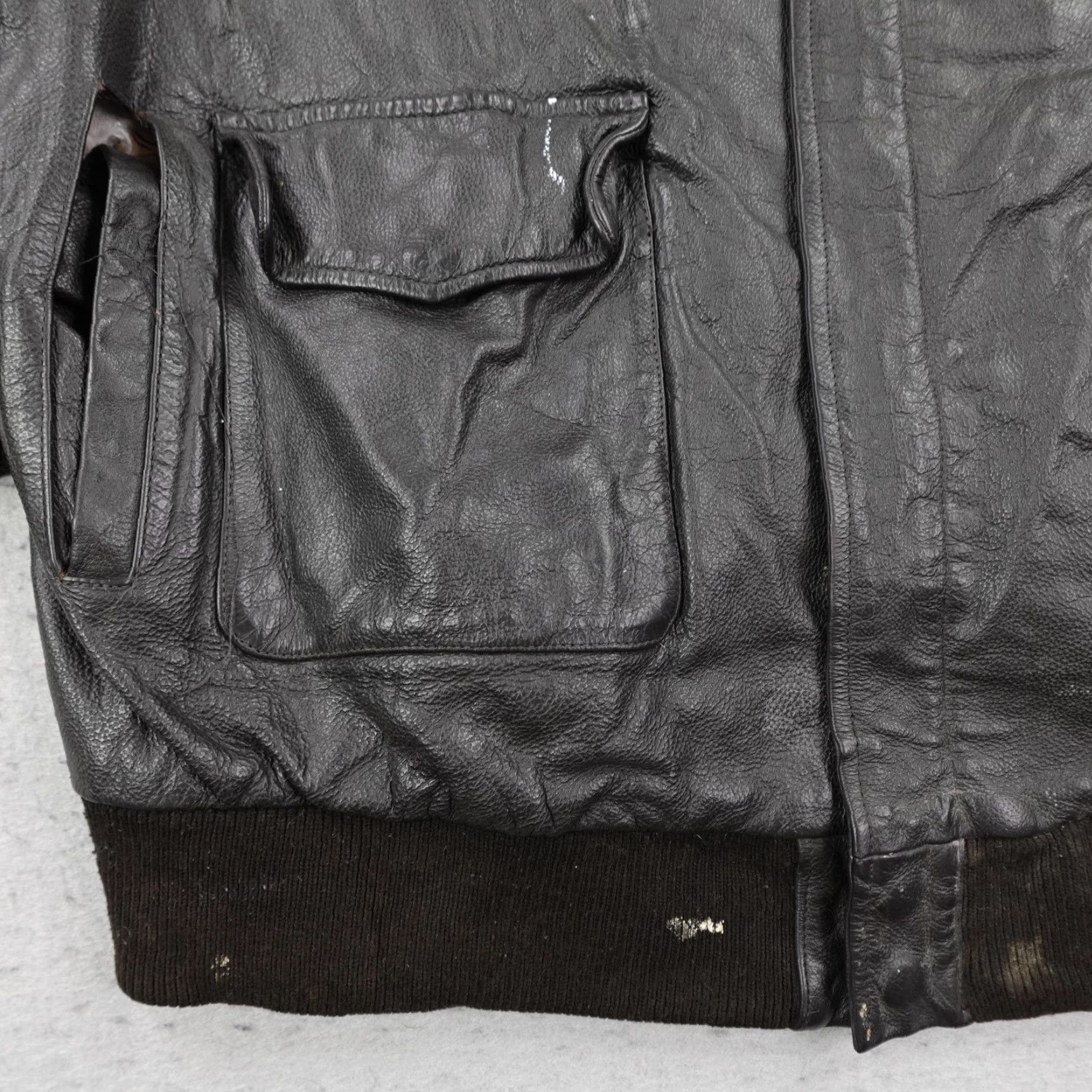Vintage VINTAGE US Army Air Force Jacket 2XL Black Leather Bomber A-2 Flight Flyers Army Navy Style Military Mens Jacket Size US XXL / EU 58 / 5 - 4 Thumbnail