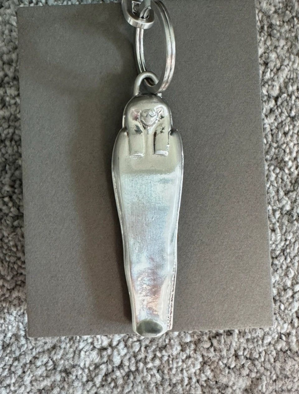 Sarcofago Keychain in Palladio – SVRN