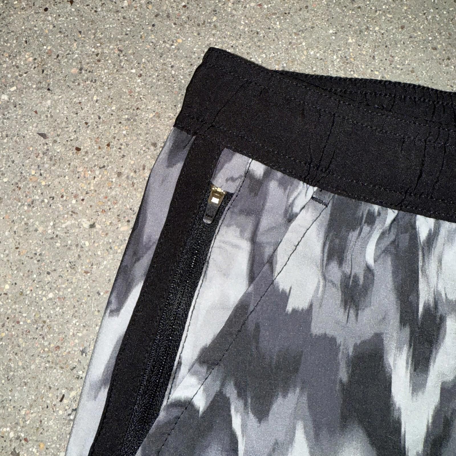 Eddie Bauer Eddie Bauer Swim Short Mens L Camo Quick Dry Boardshorts New Size US 34 / EU 50 - 3 Thumbnail