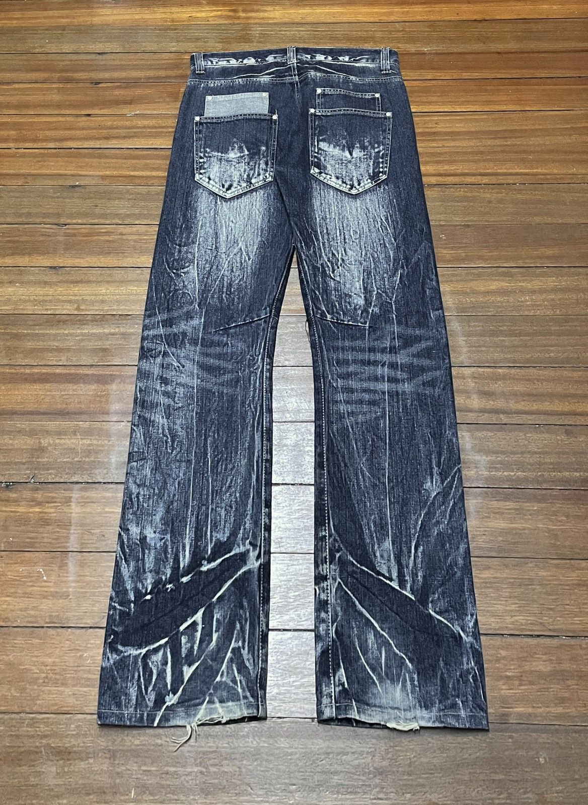 Vintage Rare Design Vintage Japanese Brand Jungle Storm Jeans 1990s Size US 33 - 2 Thumbnail