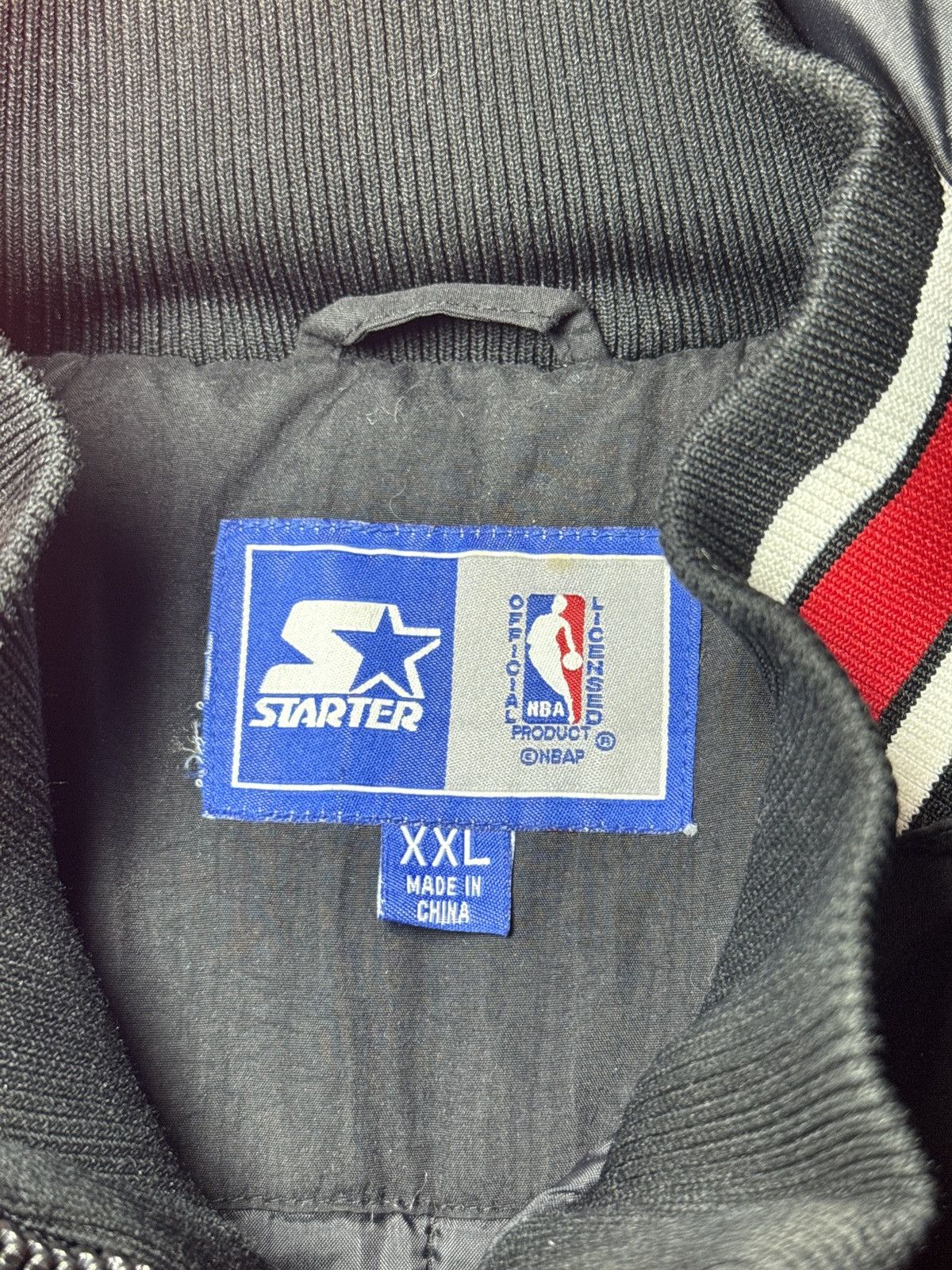 Starter Vintage 90s Chicago Bulls INSANE Starter Puffer XXL Jacket Size US XXL / EU 58 / 5 - 3 Thumbnail