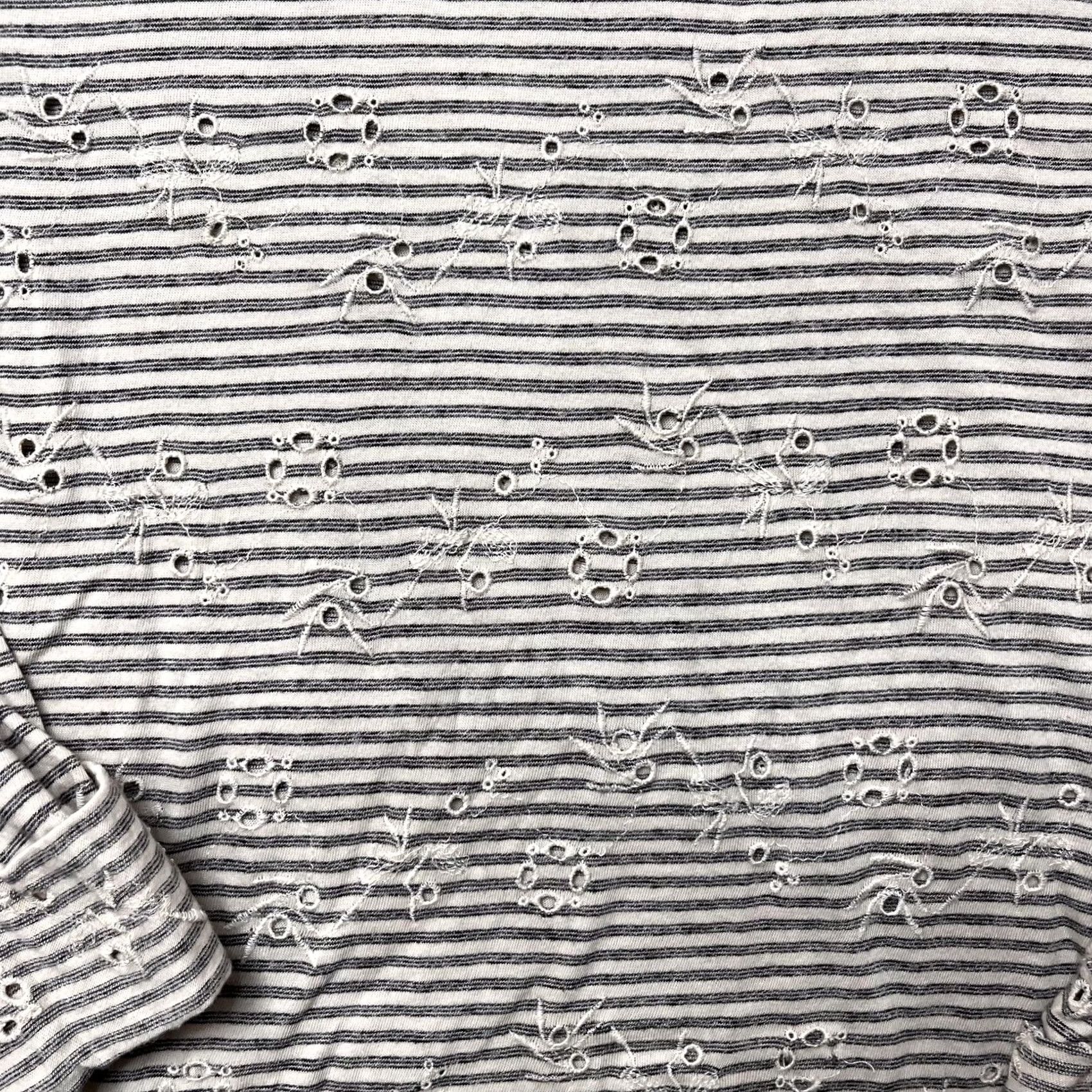 Lucky Brand Lucky Brand Shirt Womens Medium White Striped Eyelet Embroidered 3/4 Sleeve Top Size M / US 6-8 / IT 42-44 - 2 Thumbnail