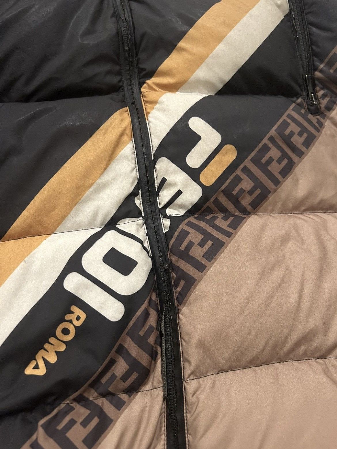 Fendi × Fila Fendi x Fila Mania Puffer Size US M / EU 48-50 / 2 - 12 Thumbnail