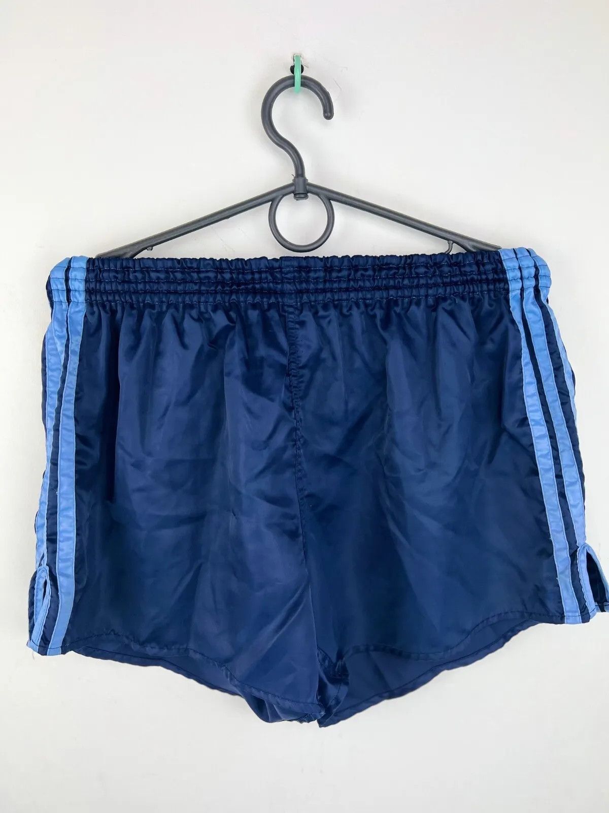 Adidas ADIDAS Vintage Nylon Running Shorts, Sprinter EU-6 USA-M Size US 30 / EU 46 - 10 Thumbnail
