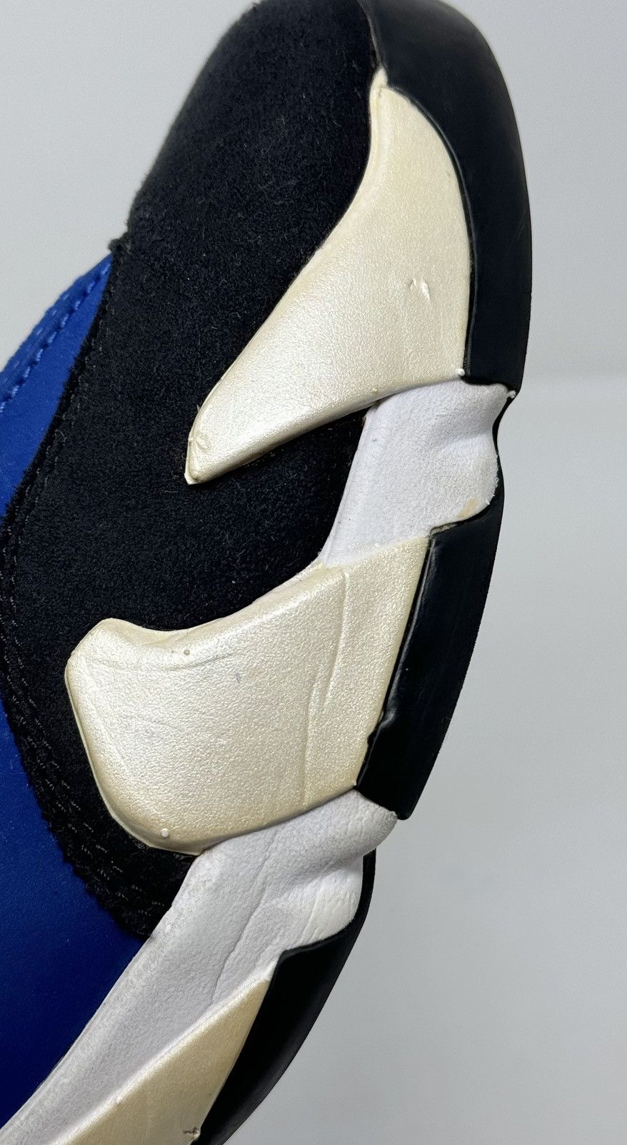 Jordan Brand × Nike Nike Air Jordan XIV 14 Low Laney 2015 Retro size 12 Size US 12 / EU 45 - 11 Thumbnail